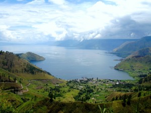 53-towards-brastagi-lake-toba-last-view-11